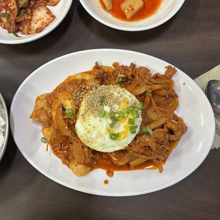 Daemosan Kalguksu