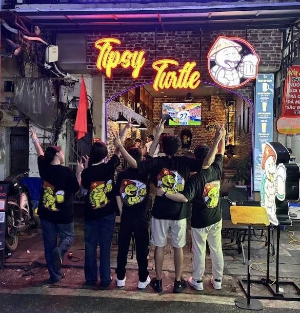 Tipsy Turtle & sport Bar