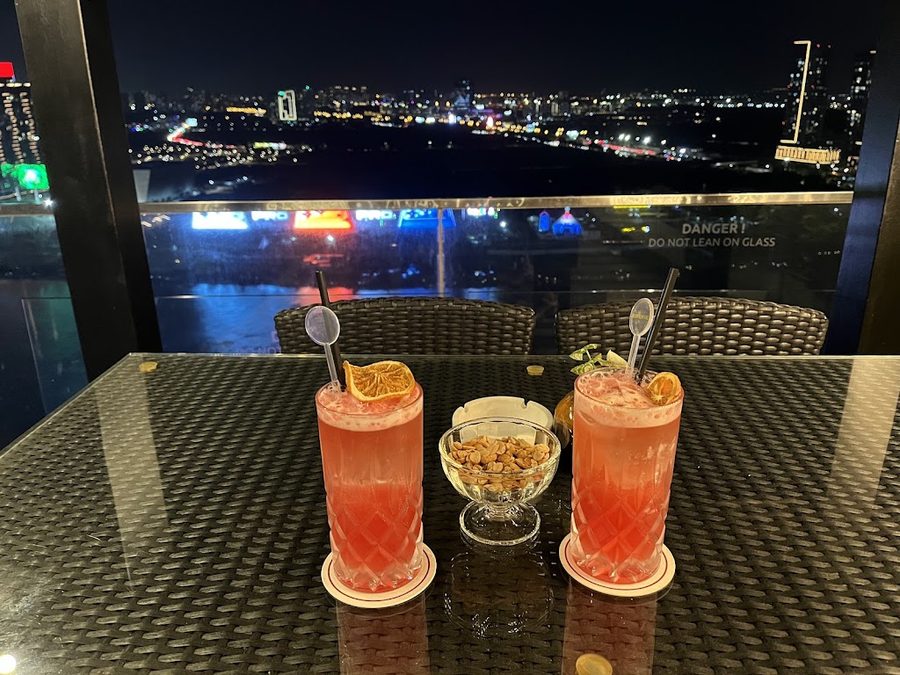 Vertical Sky Bar