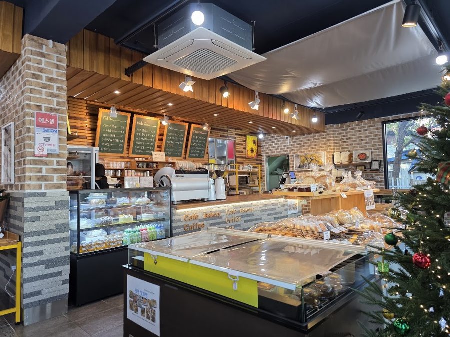 Bakery Cafe Onhyang