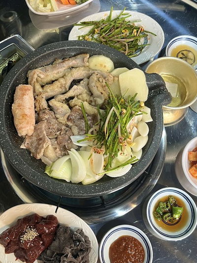 Myeongbo Gopchang