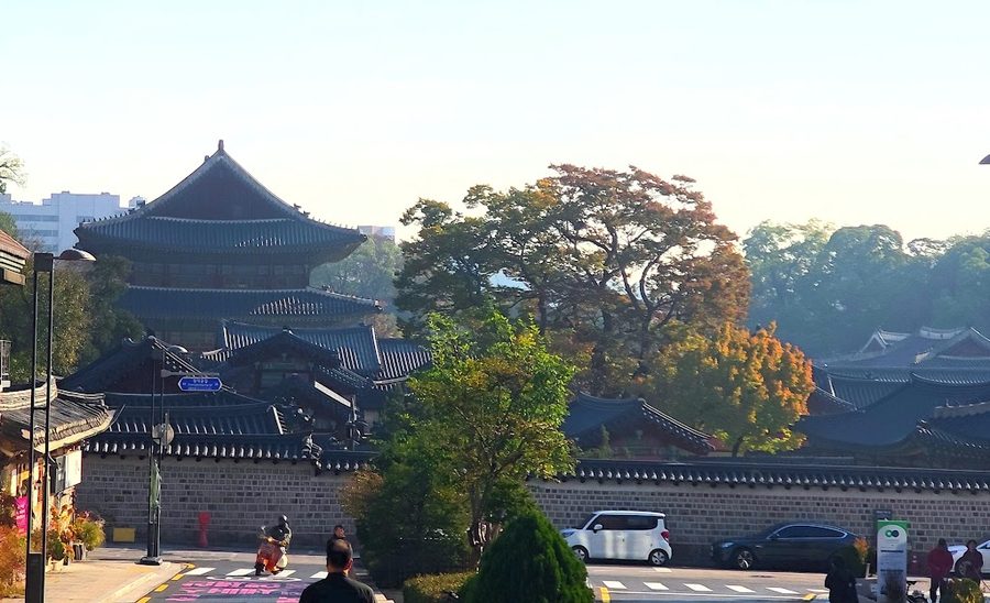 Bukchon Ilgyeong (Bukchon Village View #1)