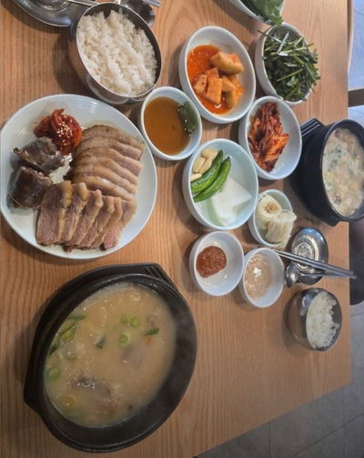 Mokchon Dwaeji Gukbap