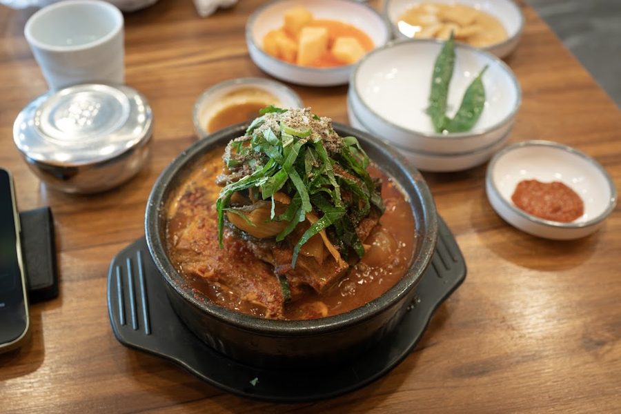 Sinsagol Traditional Pork Bone Stew (Sujin Branch)