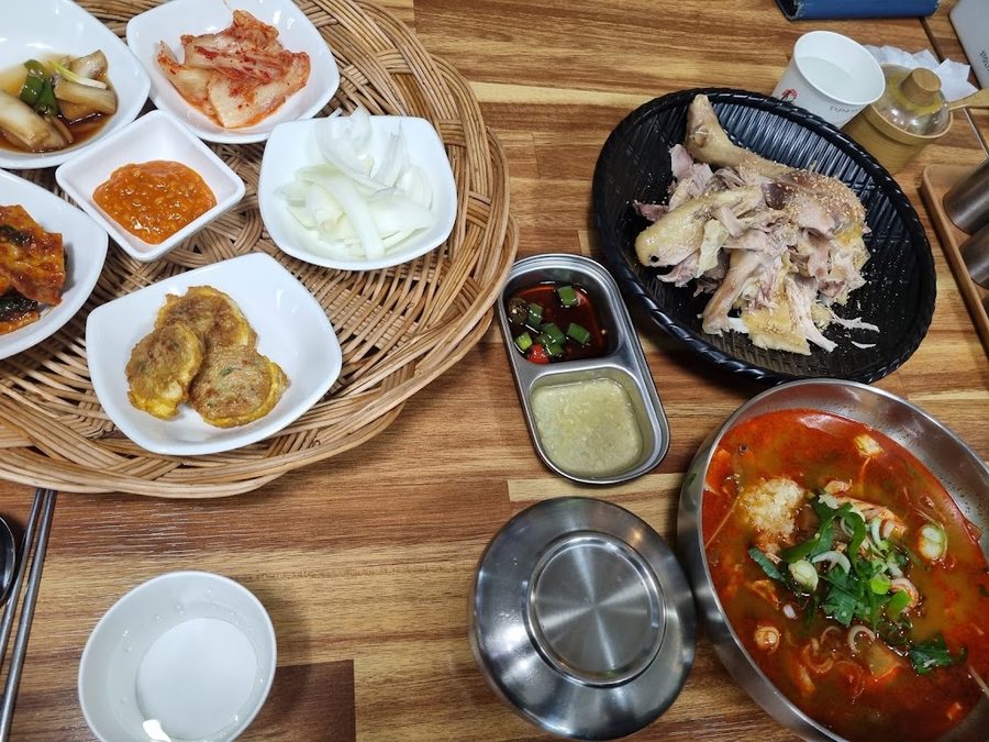 Yeonil Somunnan Dakgaejang