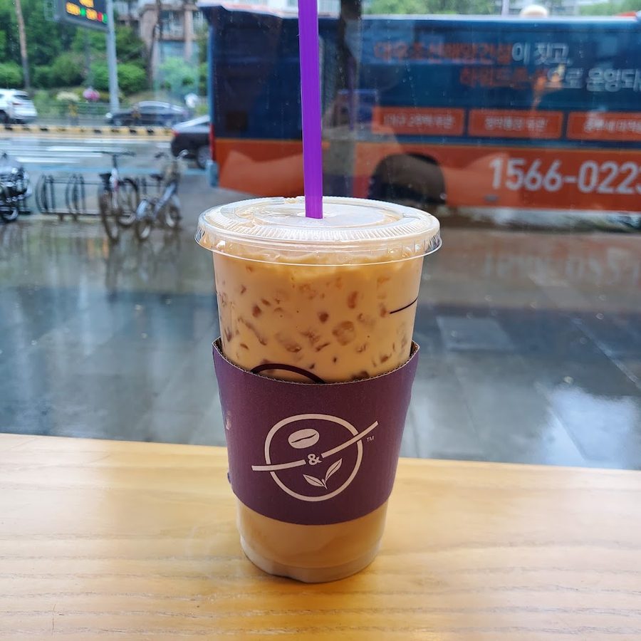 The Coffee Bean & Tea Leaf