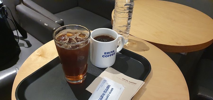 Ediya Coffee Busan Gupo Library Branch