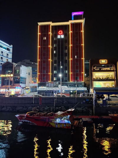 Motel V, Busan