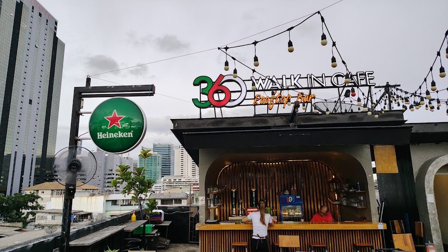 360 Walk In Cafe Rooftop Bar