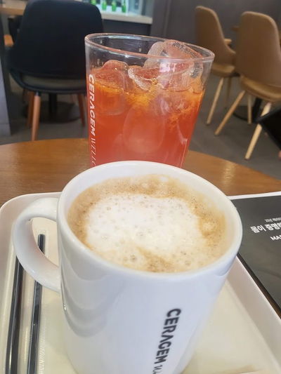 セラジェム ウェルカフェ ソウル清潭直営店