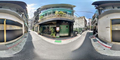 Dine in cafe