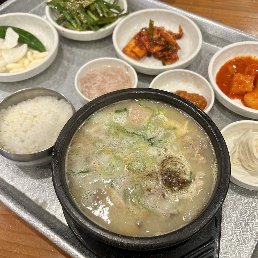 Mokchon Dwaeji Gukbap Oncheon Branch