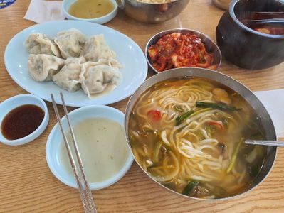 Myeongdong Kalguksu