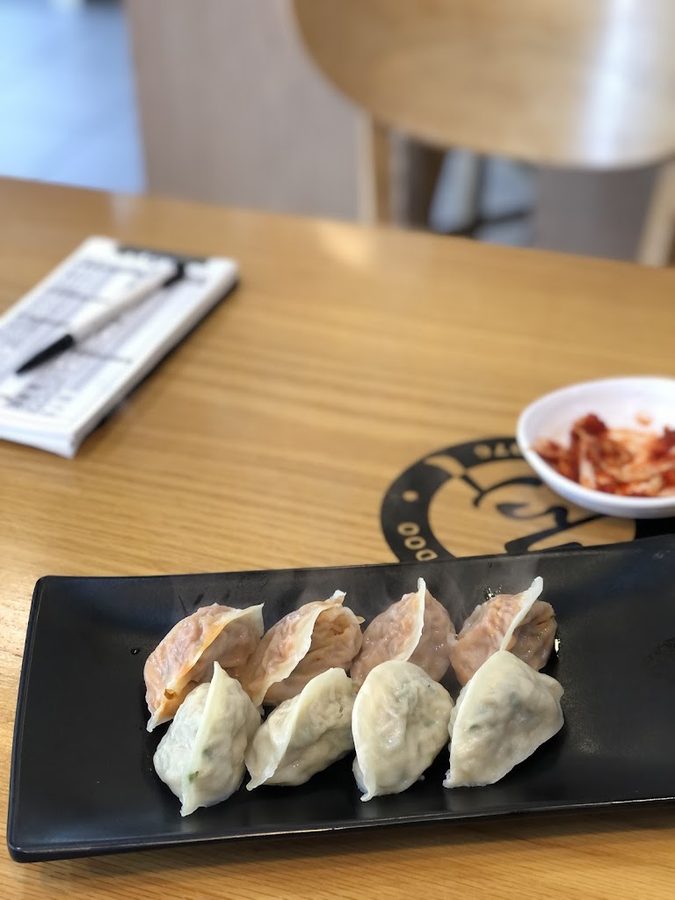 Myeongin Mandu Naebang Station Branch