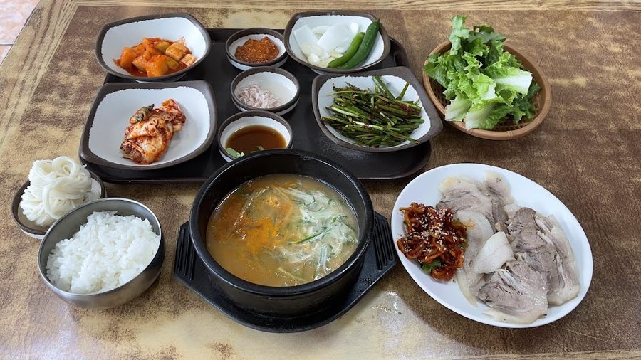 Geosang Suyuk Dwaeji Gukbap