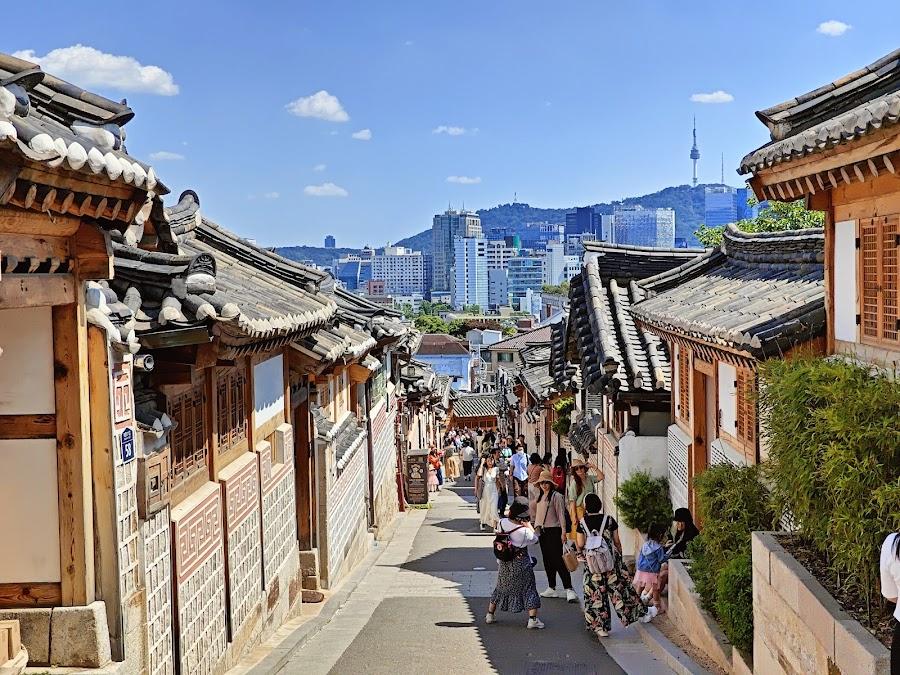 Bukchon Yukgyeong (Photo Spot)