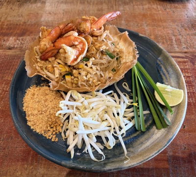 Pad Thai Kratong Thong by ama