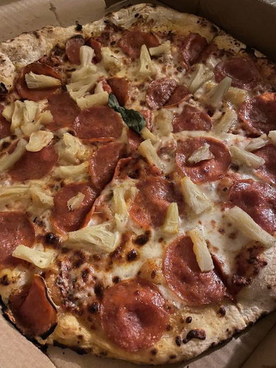 Hugo's Pizza