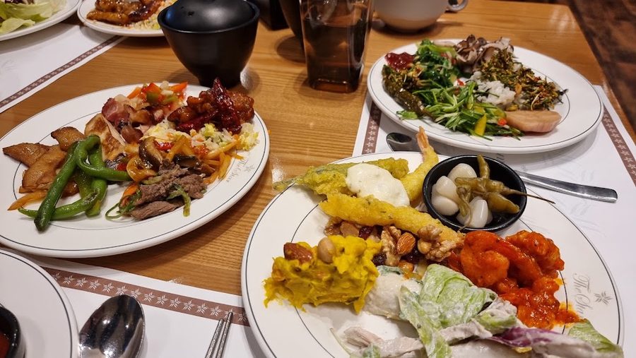 The Star Buffet