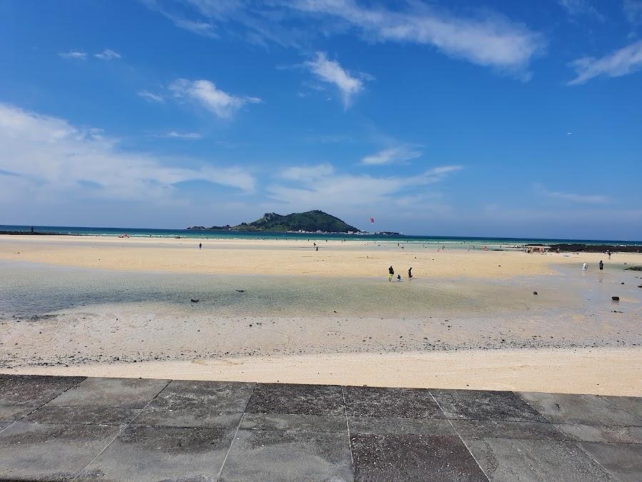 Geumneung Beach