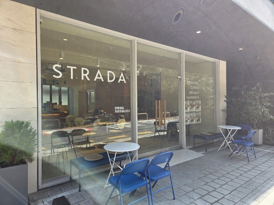Strada Roasters Gongdeok Branch