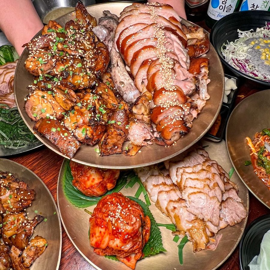 Kkankkanhan Jokbal (Korean Braised Pork Feet)