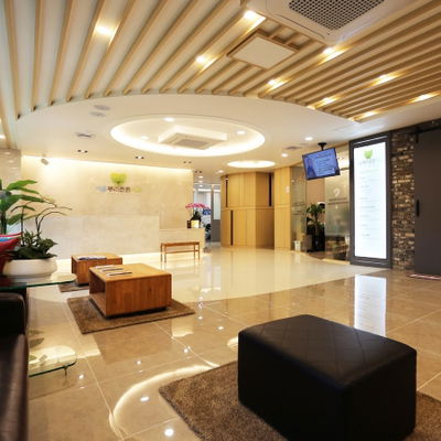 Busan Yeonsandong Seoul Ppuri Teunteun Dental Clinic