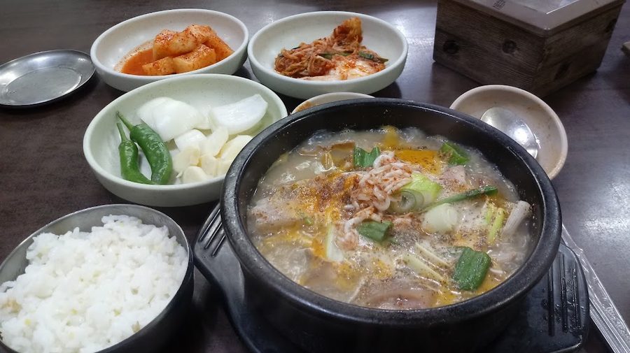 Hwayang Sundae Guk Gamjatang