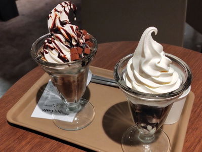 Holly’s Café - Edion Shijo-Kawaramachi