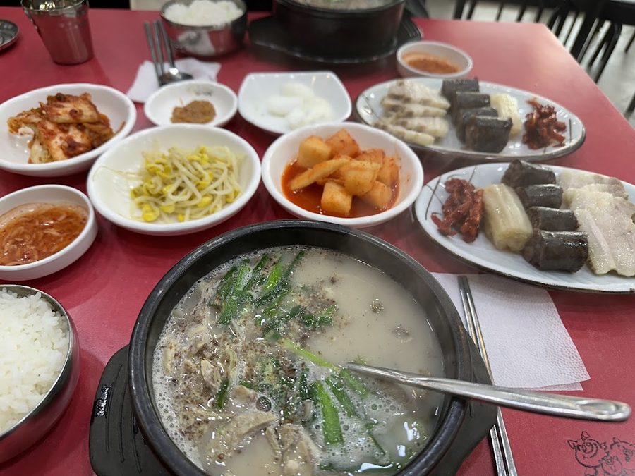 Kim Dulre Sundae Guk
