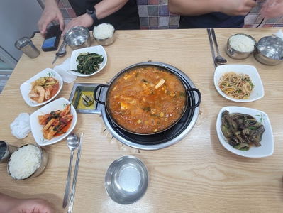 トンミョン食肉食堂