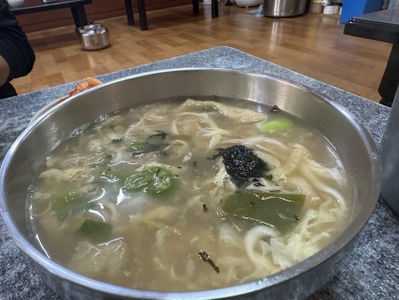 Daechunamu Kalguksu