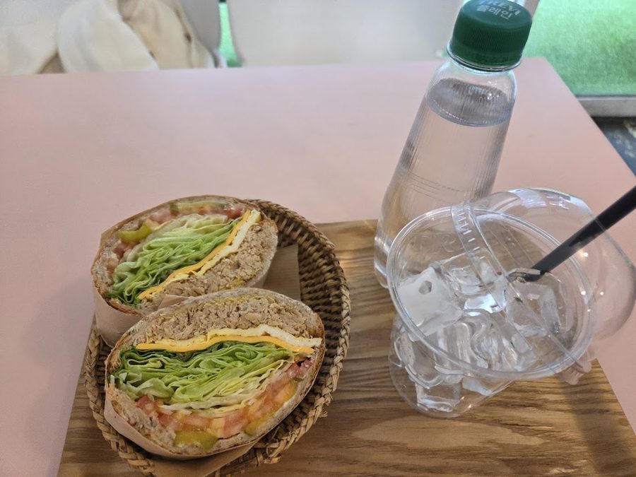 Sandwich Hunter