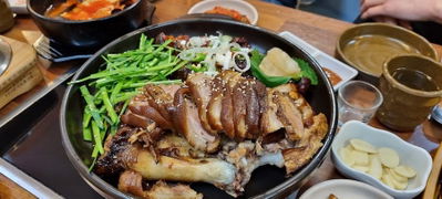 고박사 왕족발 왕파전