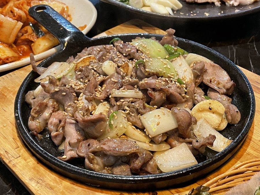 Guksu Pocha