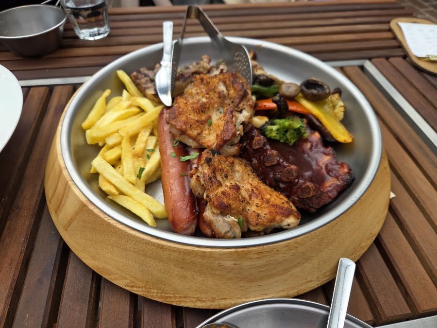 Snow Peak Cafe & Dining