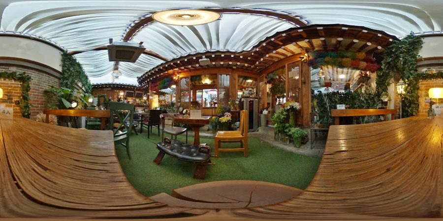 Flower Yard Cafe