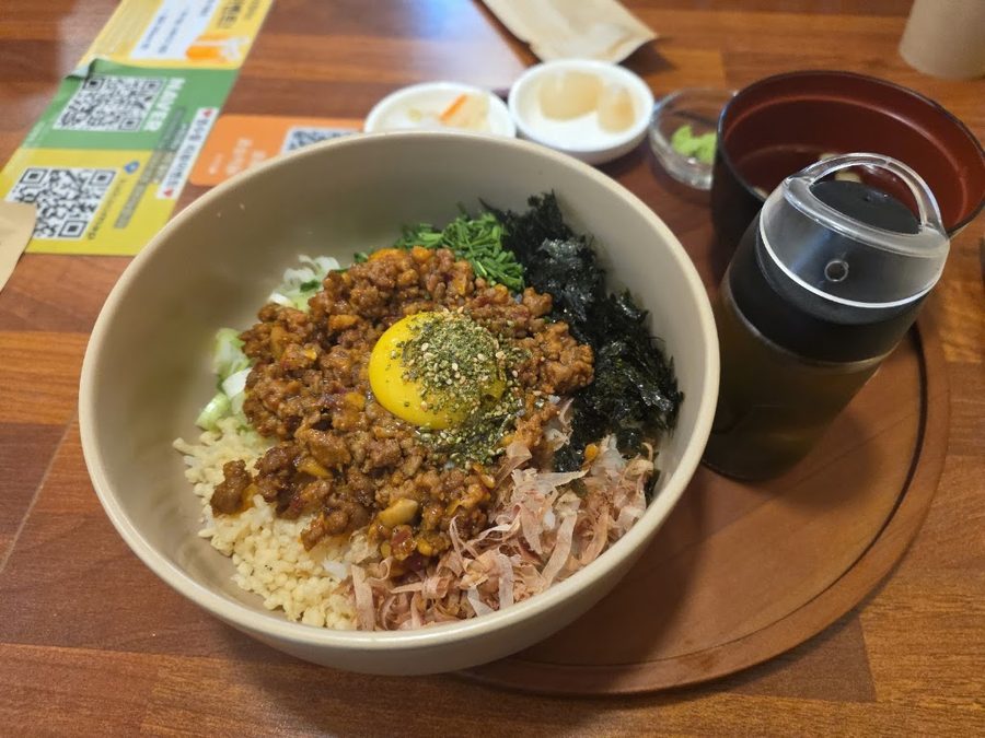 肉滿蓋飯