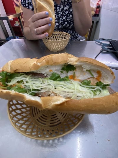 Bánh Mỳ Bà Dần