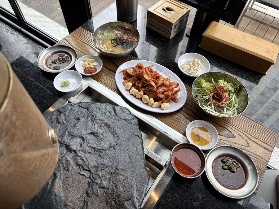 Seokam Saengsogeum Gui Munjeong Branch