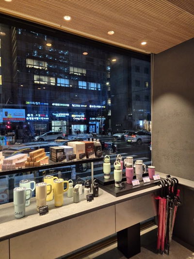 Twosome Place Myeongdong Station Branch