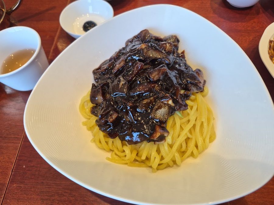 린궁즈