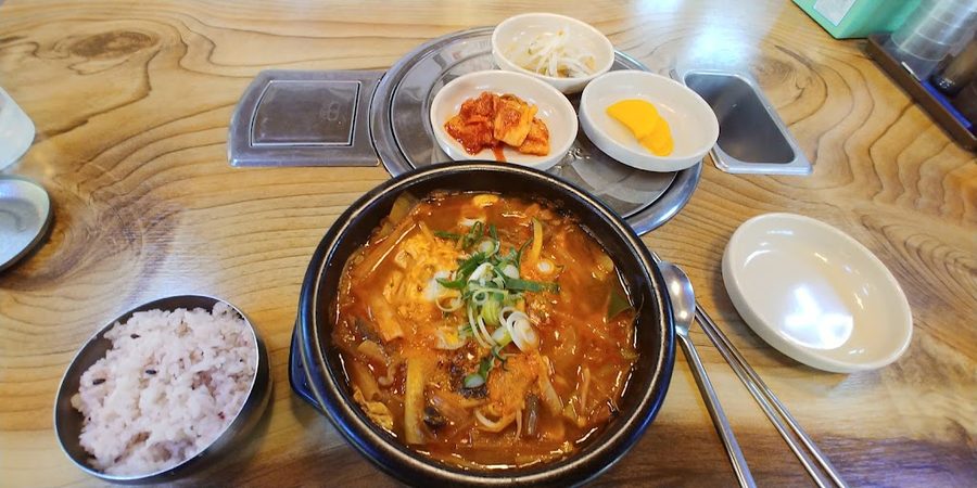 ファンギスンカルグクス＆ワンドンカスヨチョン店
