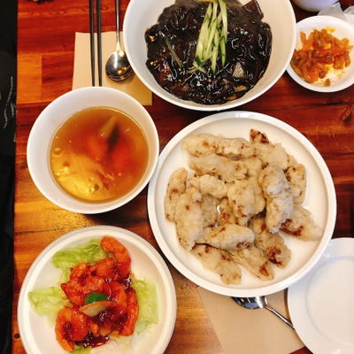 延禧中食