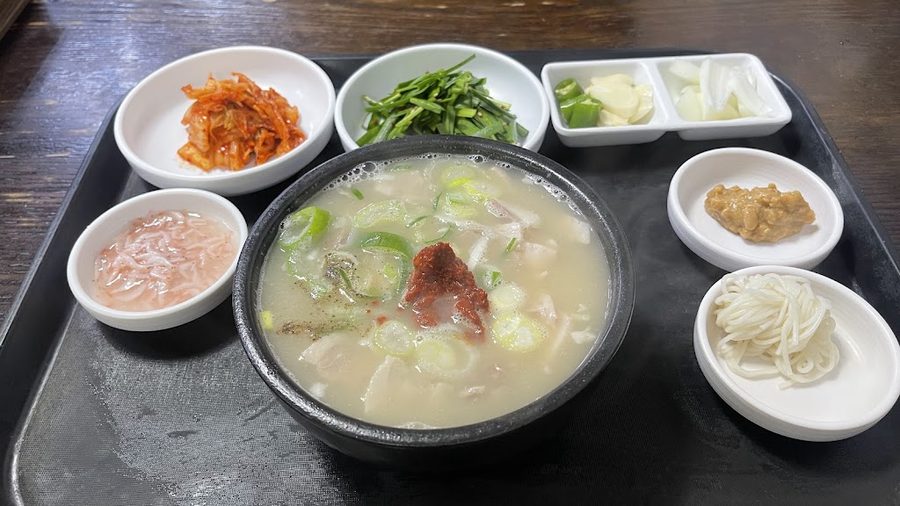 Jinbaegi Dwaeji Gukbap