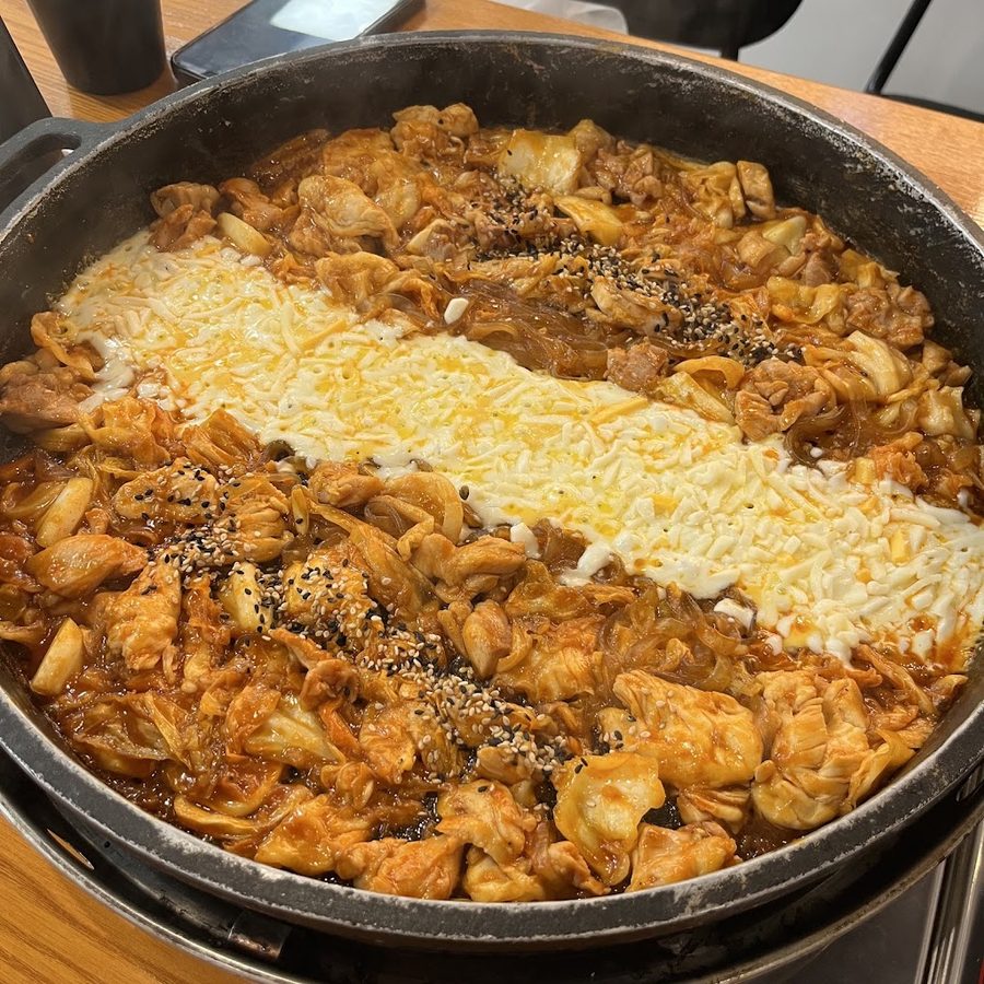 Myeongjang Dakgalbi Yeongdeungpo Homeplus Branch