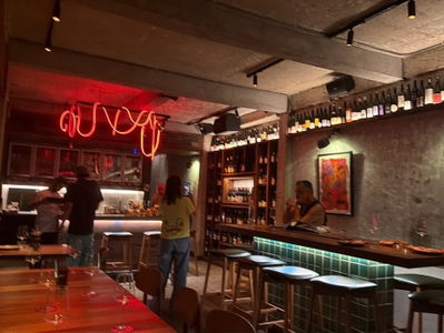 Mod Kaew Wine Bar