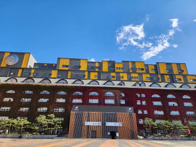 西京大學