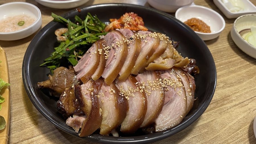 Yunssine Jokbo