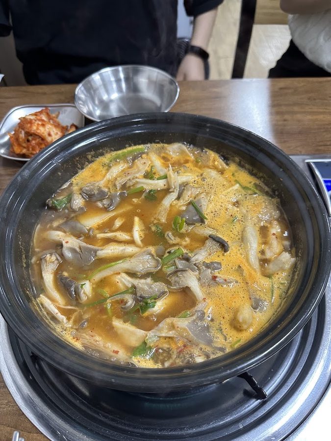Yeouido Beoseot Kalguksu
